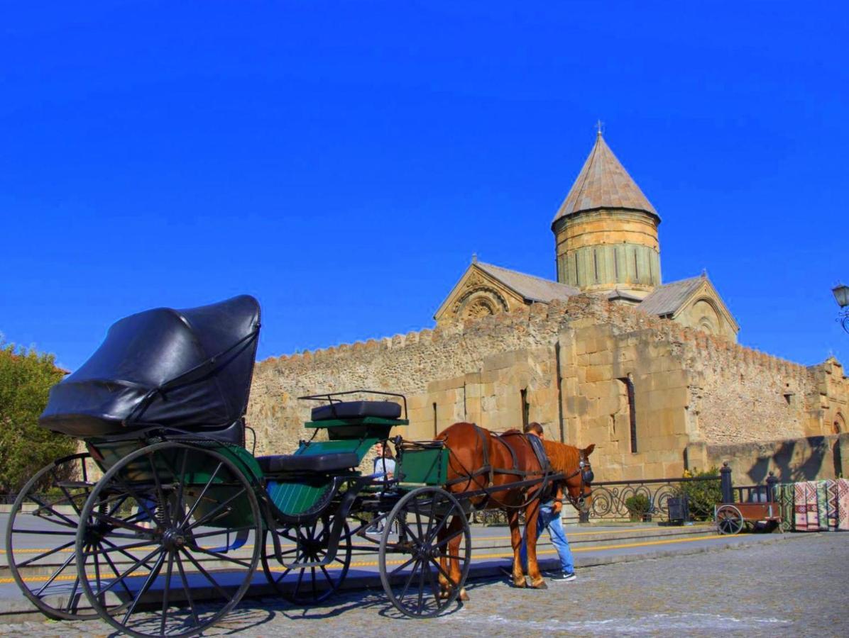 Hotel Ulysses Мцхета Экстерьер фото